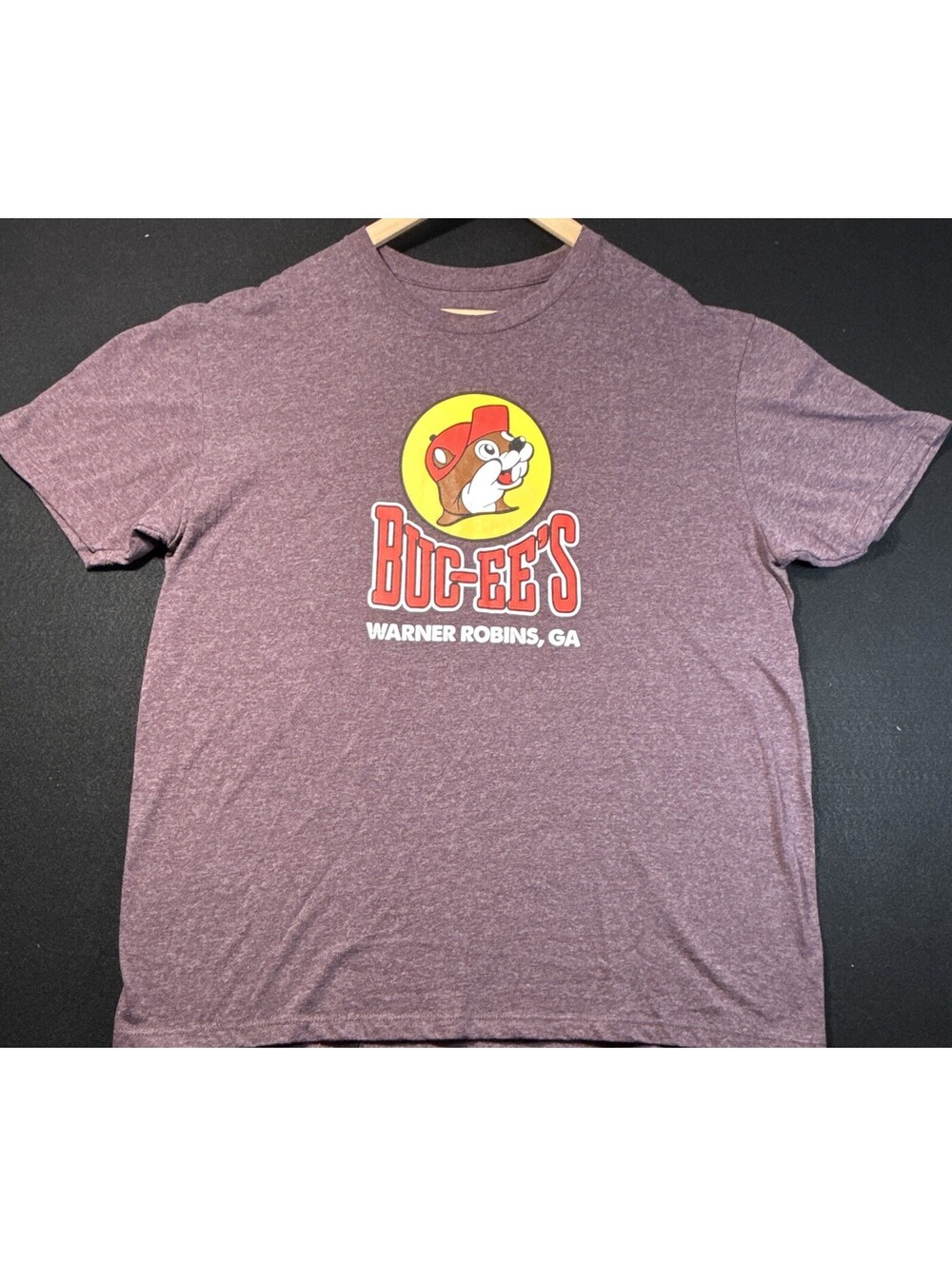 Buc-ee's Warner Robins GA Purple Graphic Logo Crew Neck Short Sleeve Tee XL